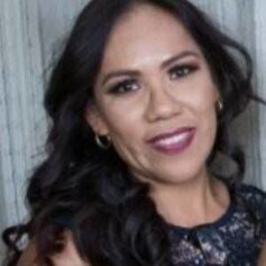 Meet your Posher, Noemi